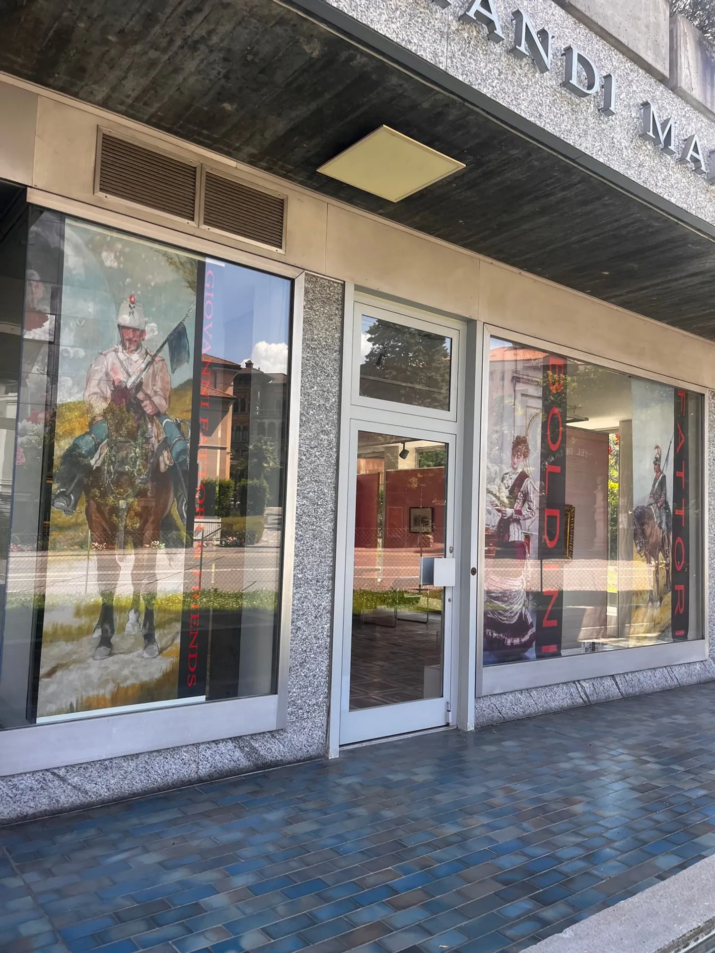 GALERIE D'ART / ESPACE COMMERCIAL PRESTIGIEUX À VENDRE - LUGANO PARADISO - Photo 4 sur 13