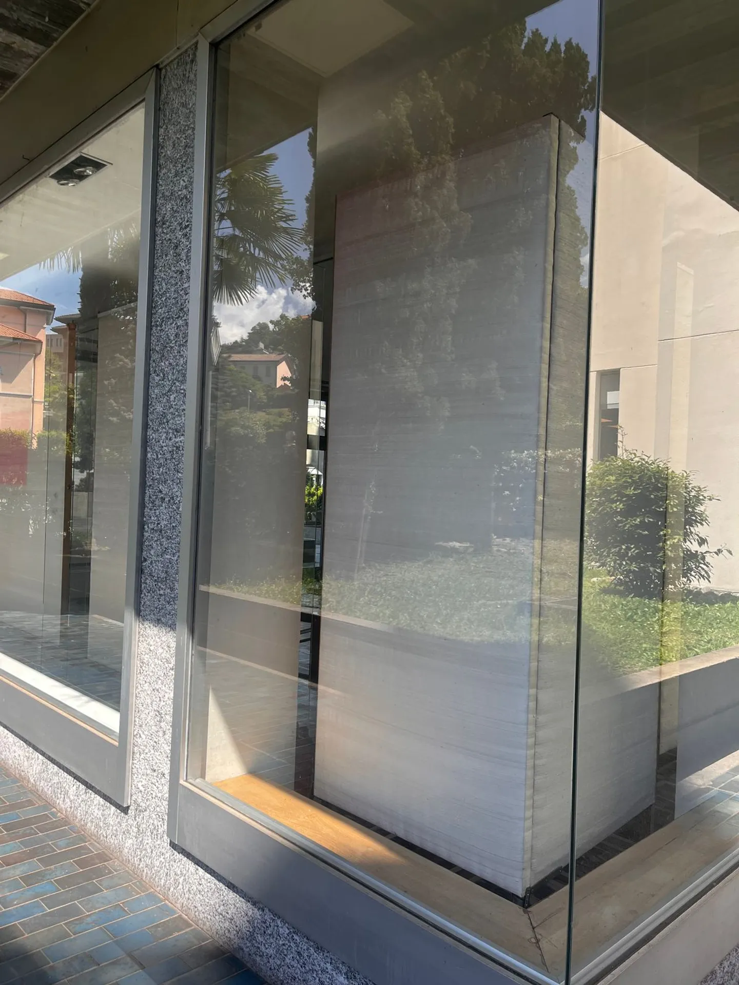 GALERIE D'ART / ESPACE COMMERCIAL PRESTIGIEUX À VENDRE - LUGANO PARADISO - Photo 10 sur 13