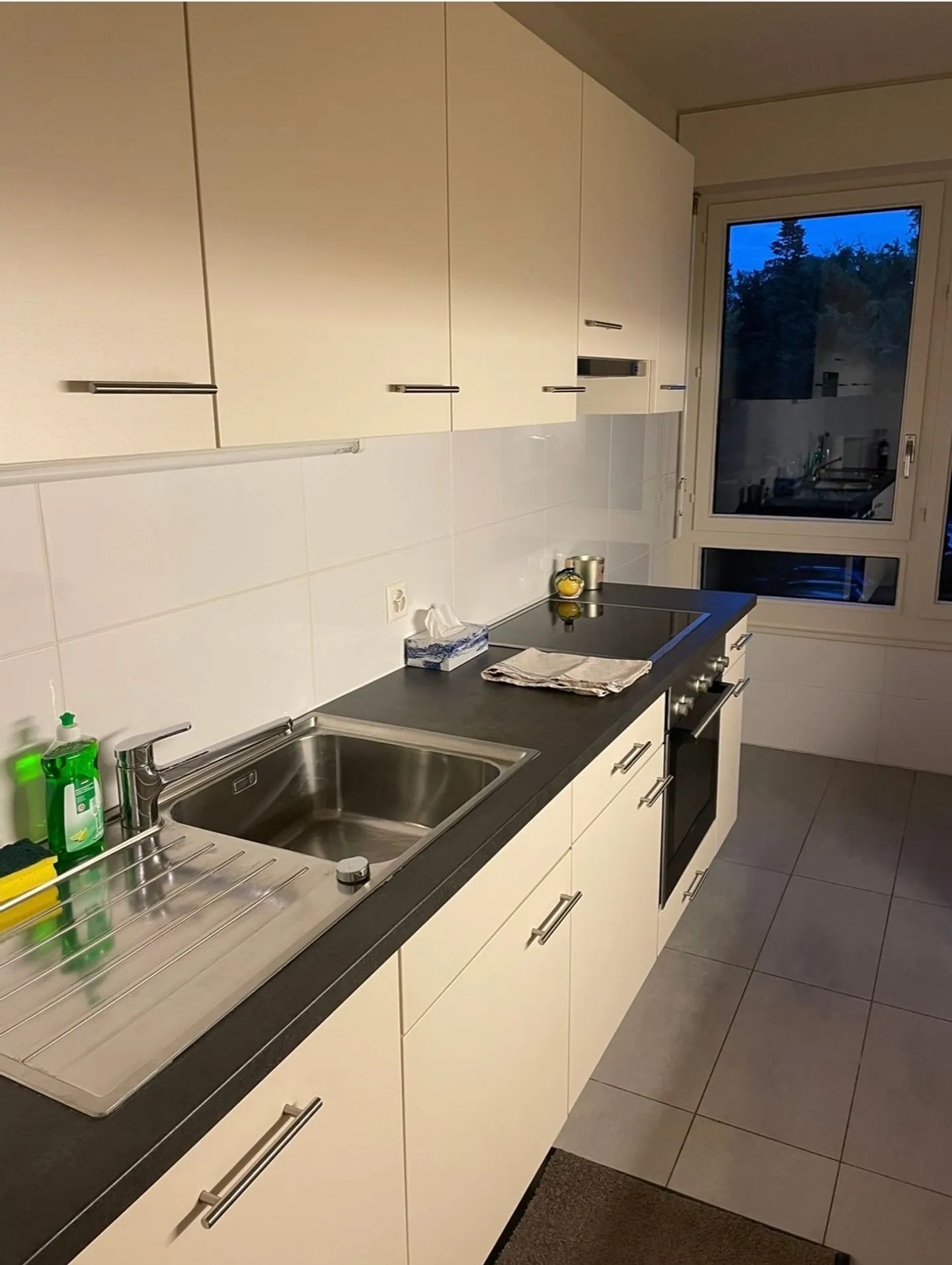 4-room apartment for rent in Malagnou - Photo 1 of 5