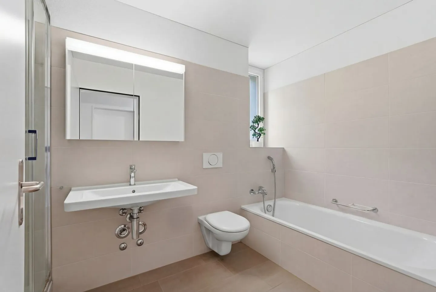 Appartement lumineux de 3.5 pièces avec vue à Wolhusen - Photo 4 sur 6