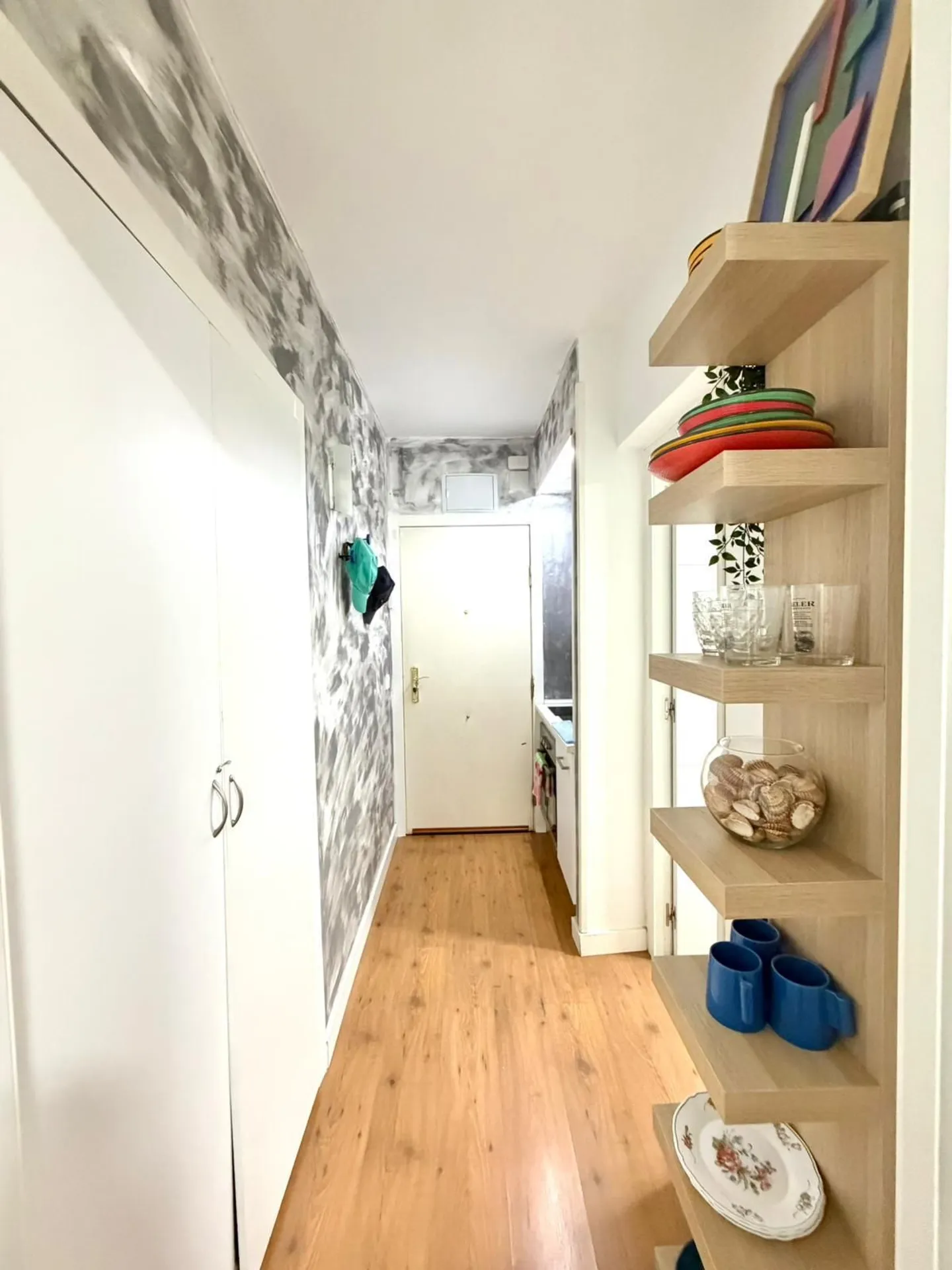 Comfortable 24 m² Studio with Separate Bedroom in the City Center - Photo 4 of 9