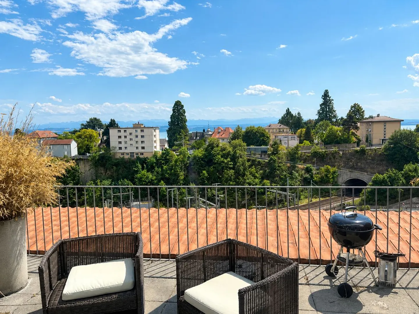 Duplex-Wohnung mit malerischer Aussicht in Neuchâtel - Foto 5 von 8