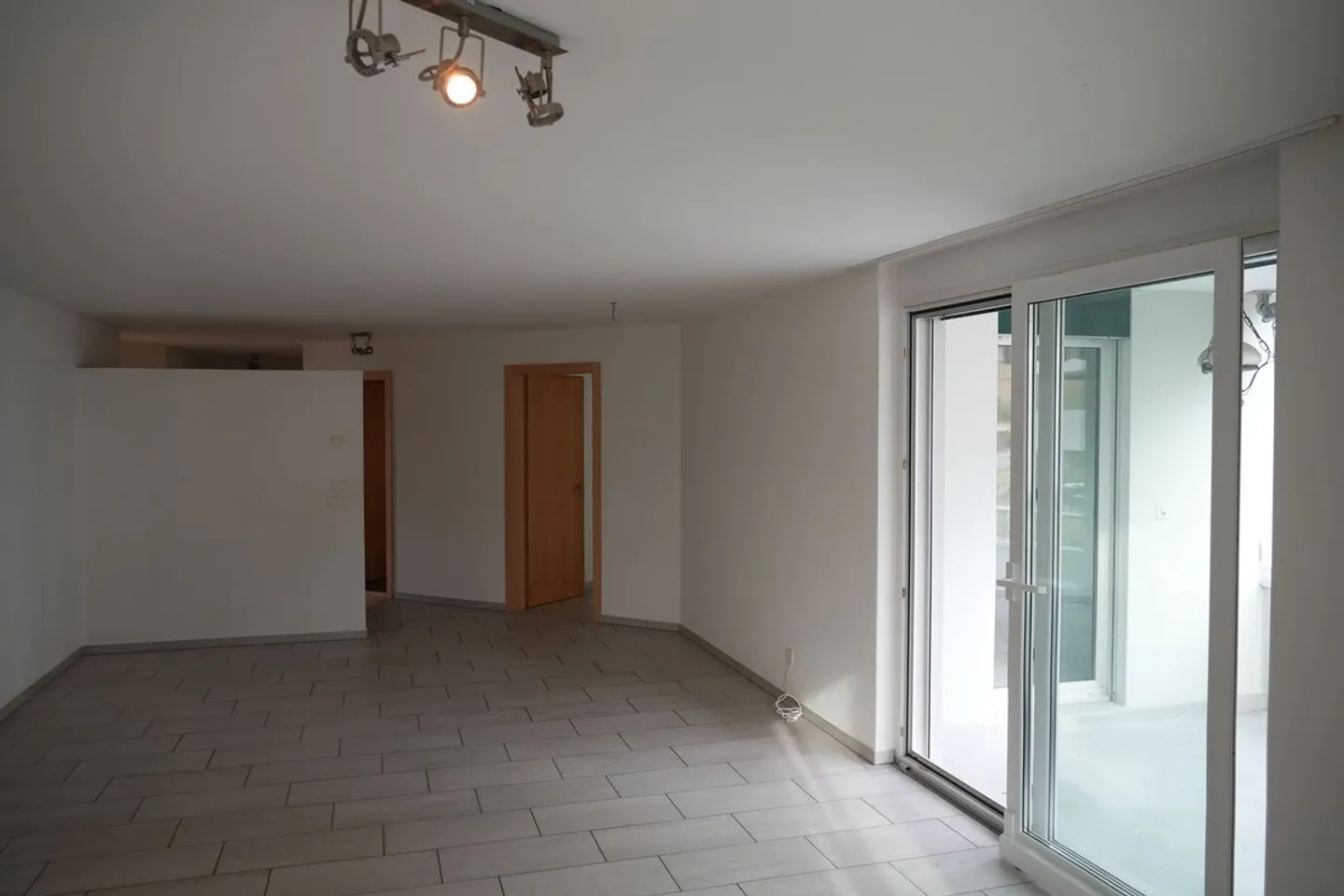 Quiet 5.5-room apartment in Gränichen (AG) with plenty of greenery and comfort - Photo 4 of 13