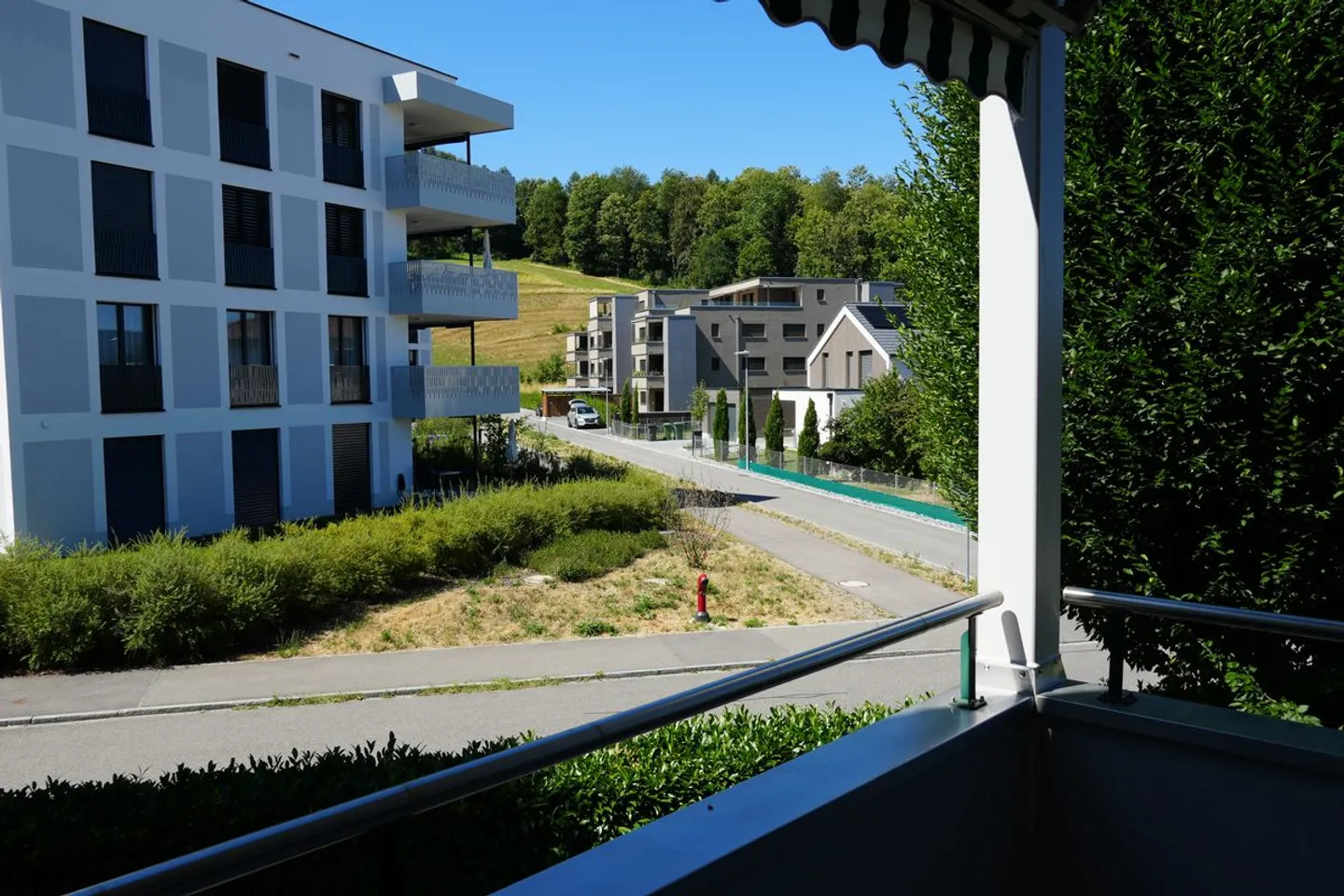 Quiet 5.5-room apartment in Gränichen (AG) with plenty of greenery and comfort - Photo 6 of 13