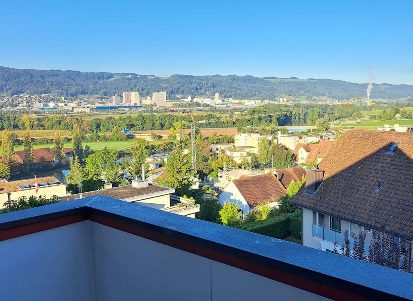 Charmante Dachwohnung mit Aussicht - Foto 10 von 11