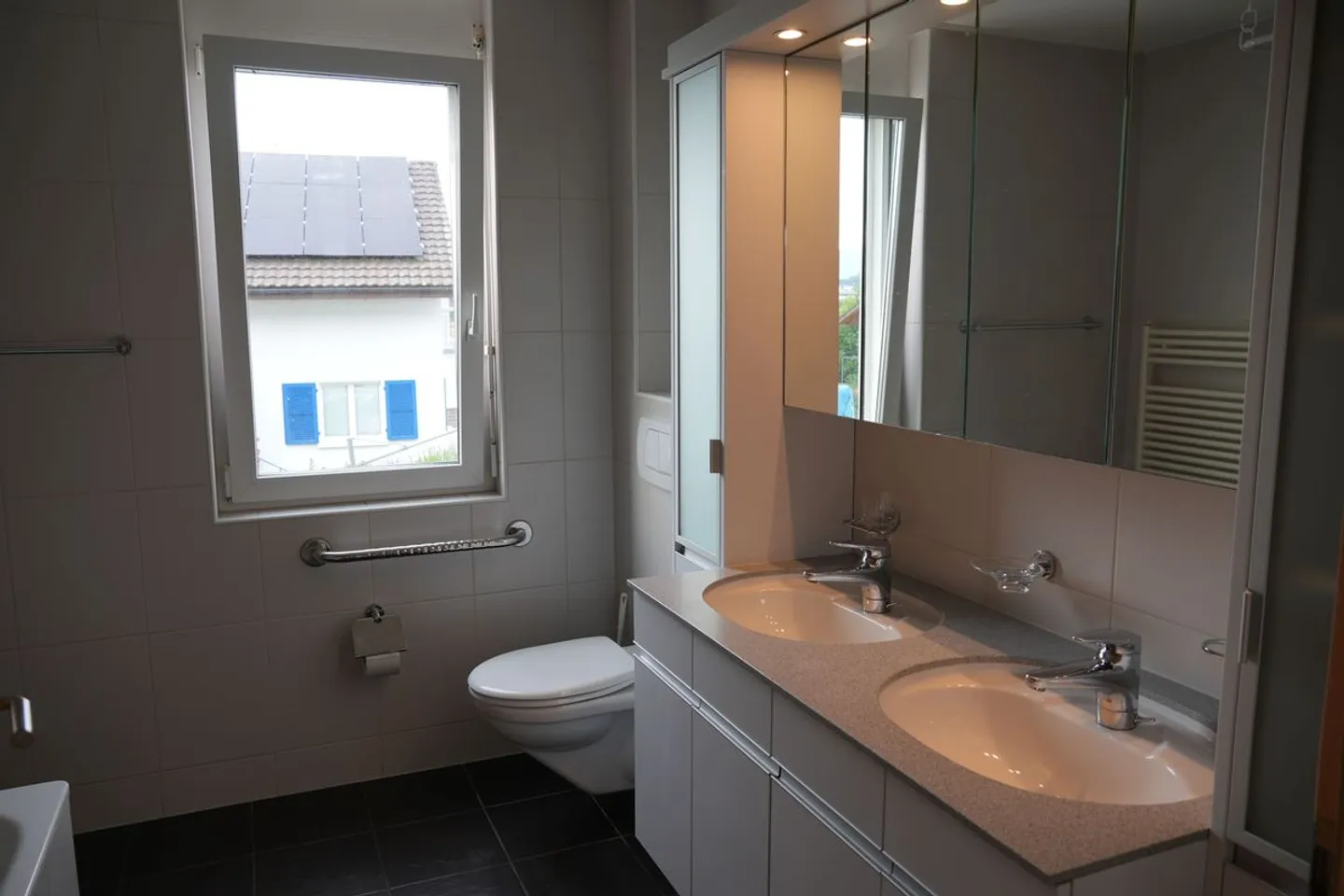 Quiet 5.5-room apartment in Gränichen (AG) with plenty of greenery and comfort - Photo 9 of 13