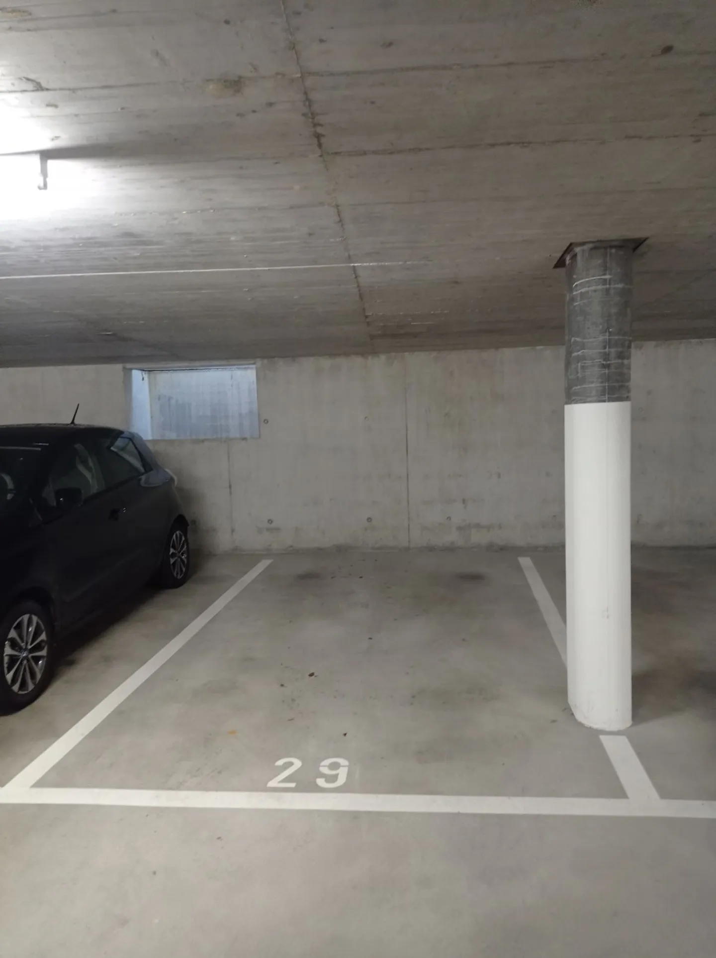 Tiefgaragenplatz - nur 300 m vom Bahnhof Turgi - Foto 1 von 5