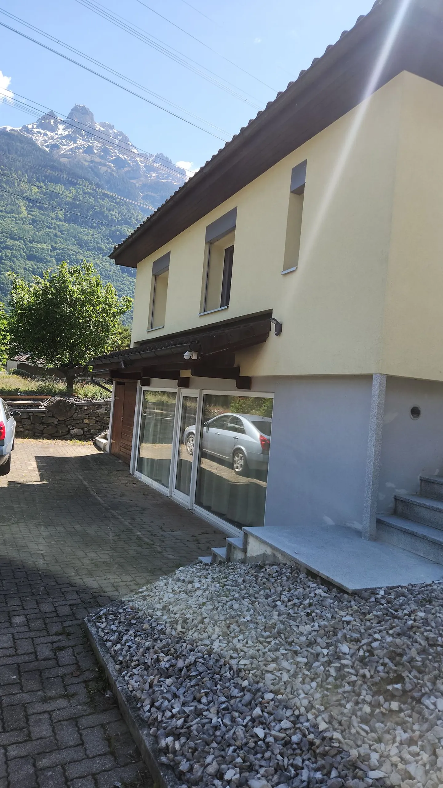 Loft de 35 m2 à louer avec vue à Saint-Maurice, CH - Photo 5 of 5