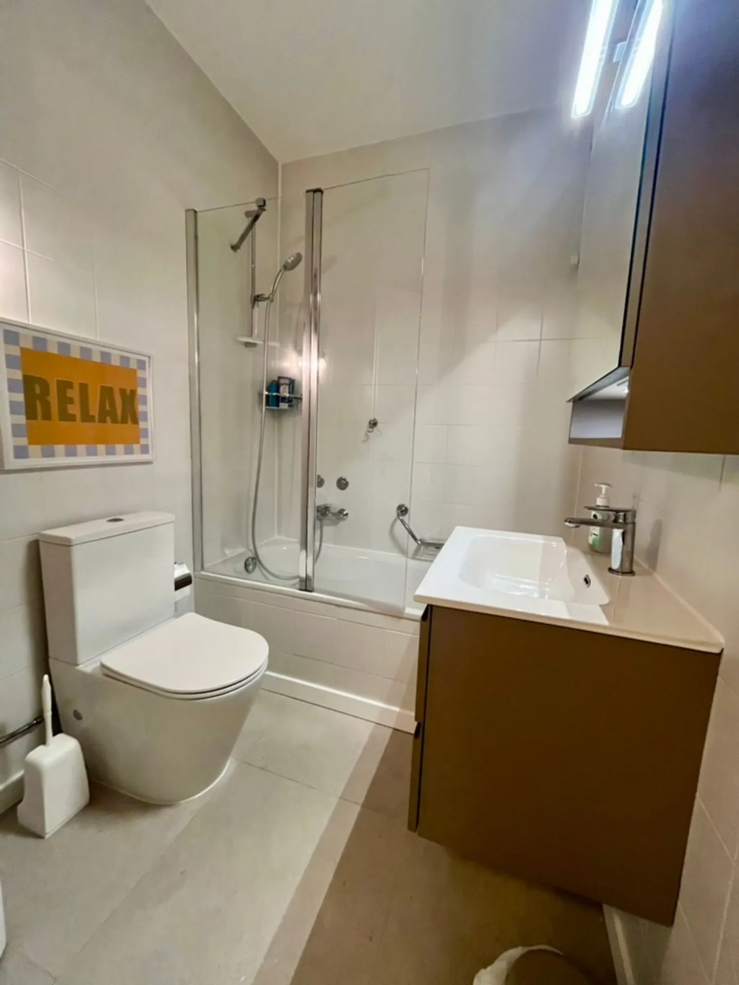 Renovated Apartment by Lake Lugano - Photo 6 of 12