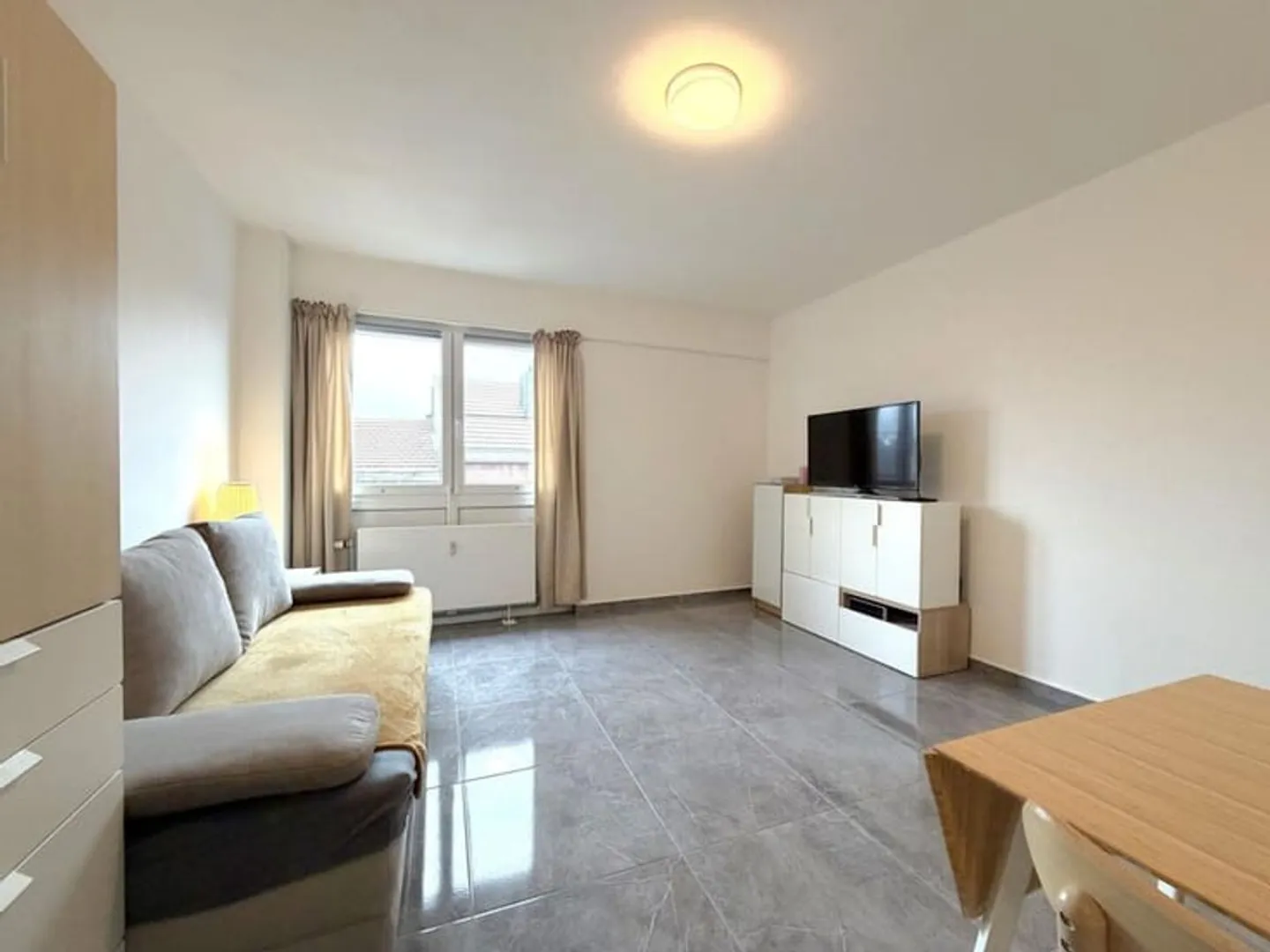 25m² Studio in perfektem Zustand im Herzen des Kreis 6 in Zürich - Foto 1 von 5