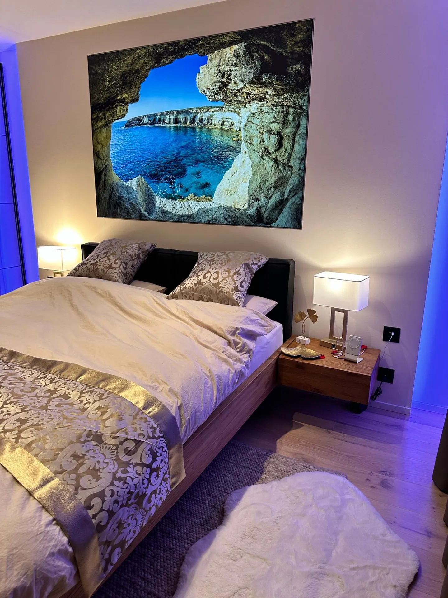 Stilvolles Zimmer mit Balkonblick - Foto 7 von 7