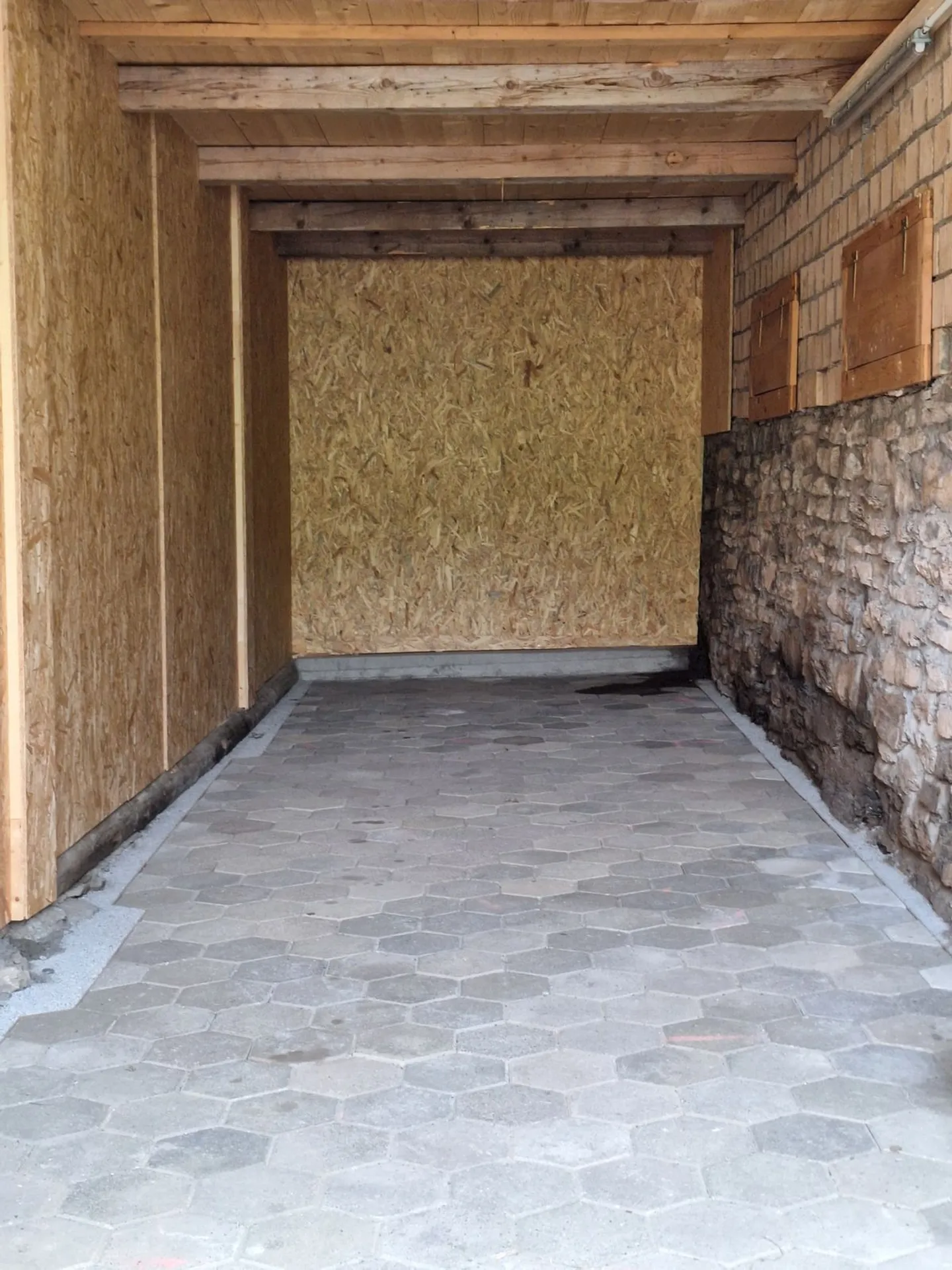 Einstellplatz zur Miete in Muotathal - Foto 2 di 2
