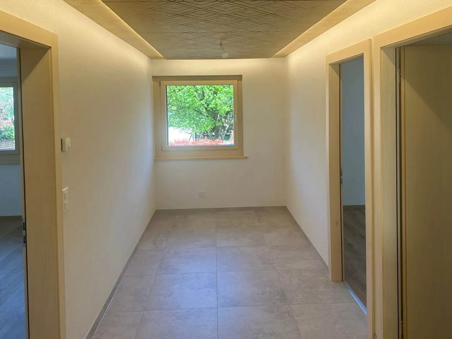 Spacious Semi-Detached House for Rent in Martigny, Available from September 1, 2026 - Photo 6 of 13