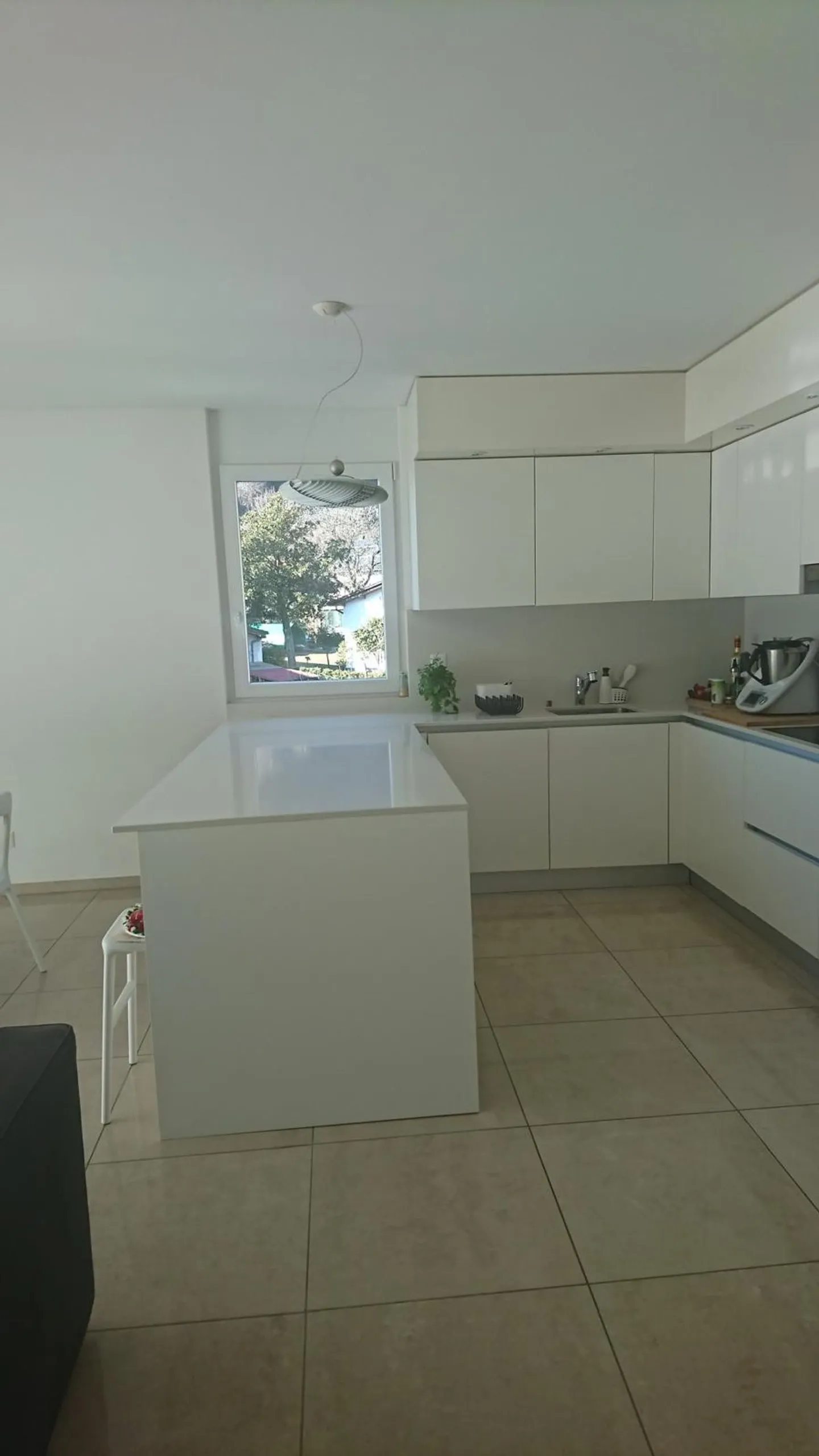 Penthouse mit 4,5 Zimmern und Aussicht in Monte Carasso - Foto 8 von 12