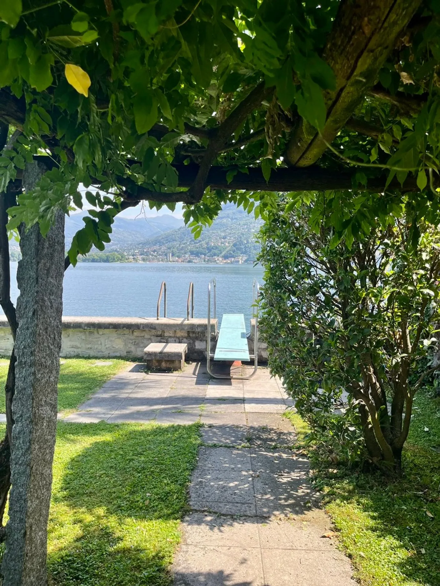 Renovated Apartment by Lake Lugano - Photo 9 of 12