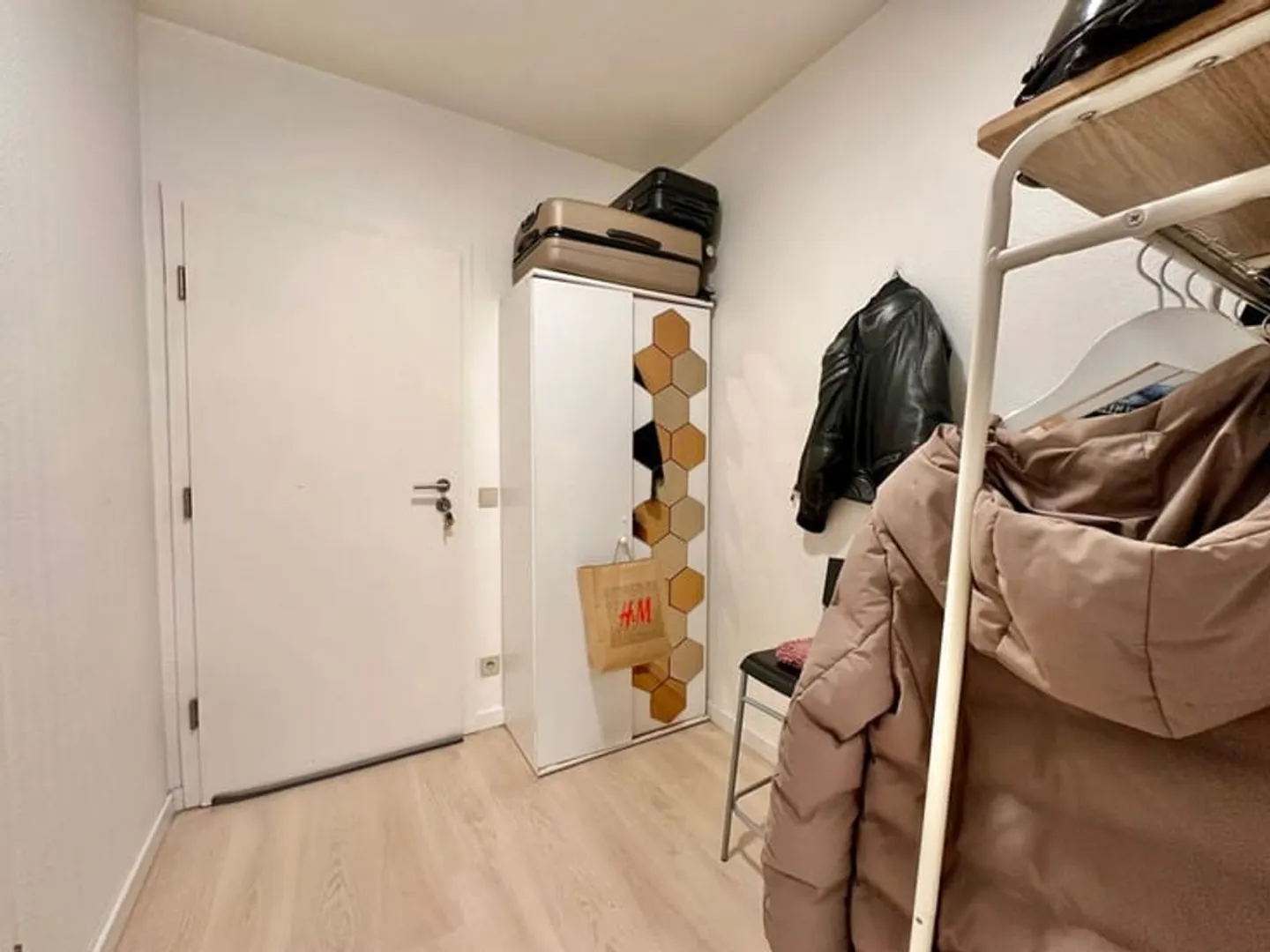 Charmantes 24m² Studio im Zentrum von Yverdon-les-Bains - Foto 6 von 7