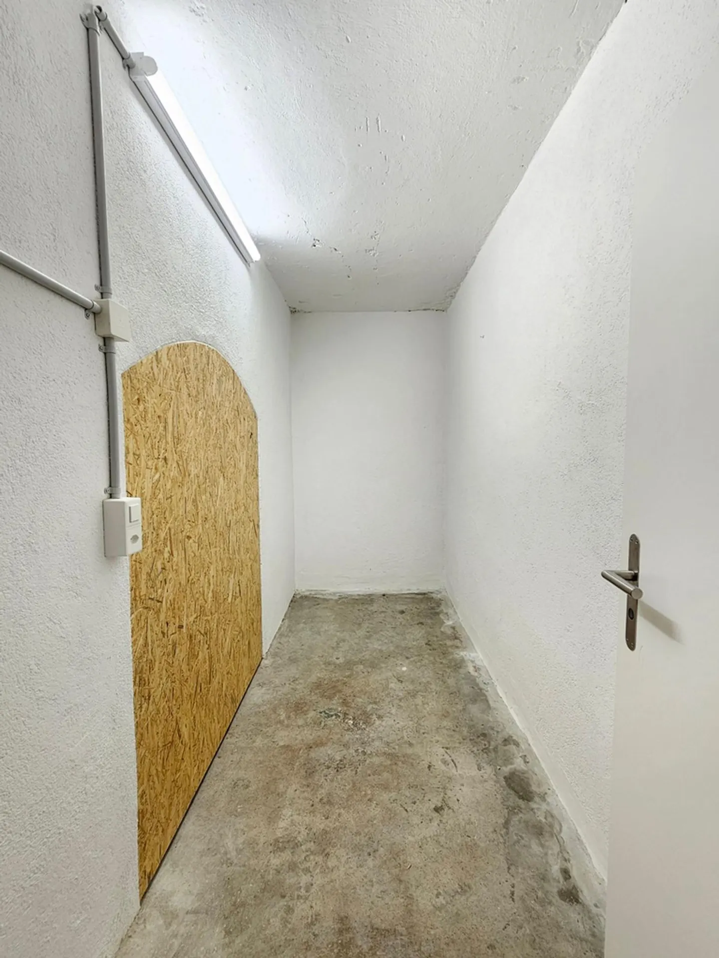 Flatmate wanted: bright room in a renovated 3-room apartment, Zurich-Oerlikon - Foto 9 von 9