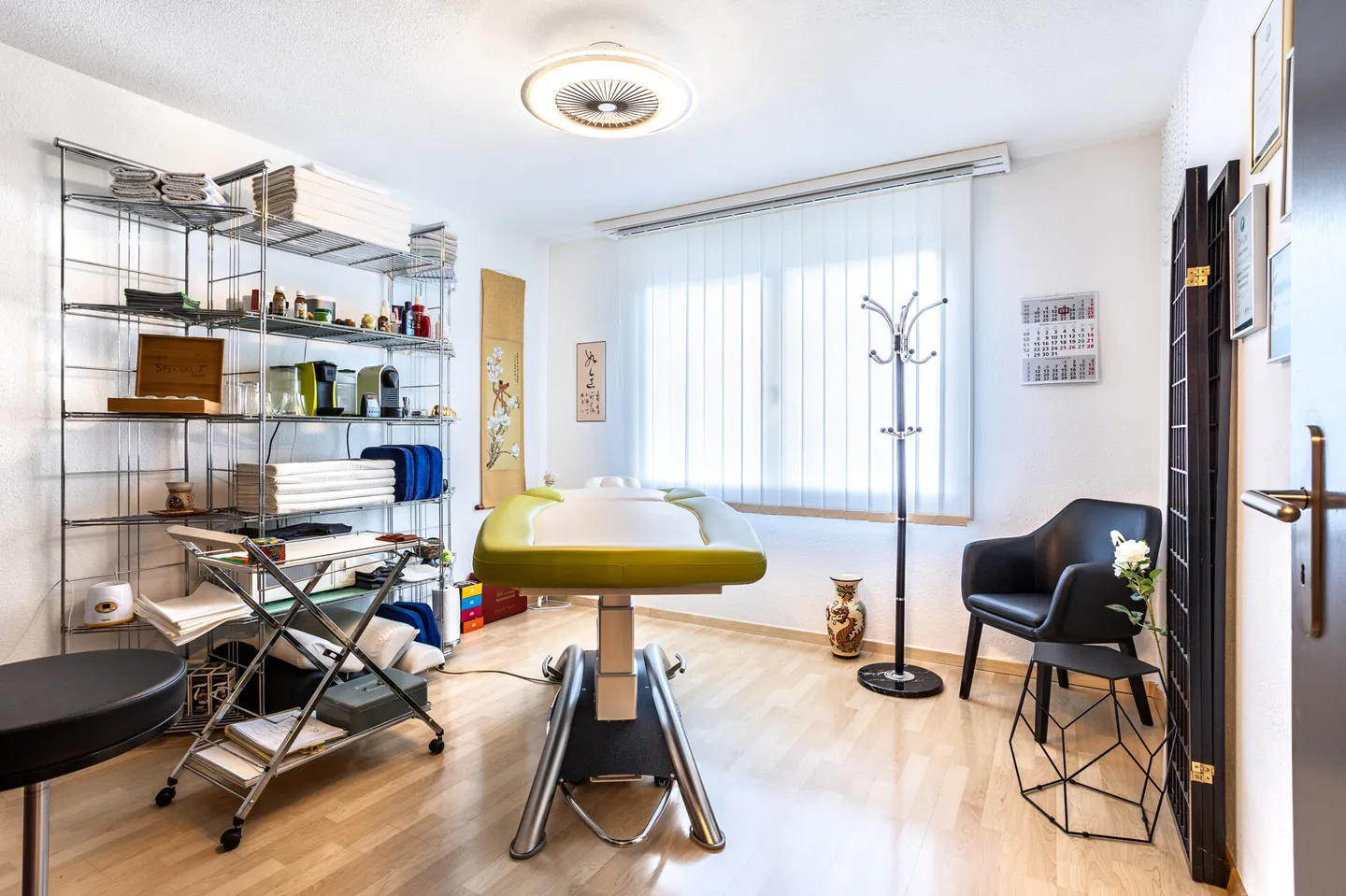 Large Single-Family House in Prime Location with View over the Limmat Valley - Photo 11 of 13