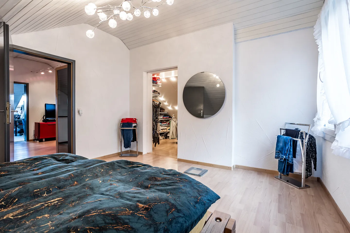 Large Single-Family House in Prime Location with View over the Limmat Valley - Photo 8 of 13
