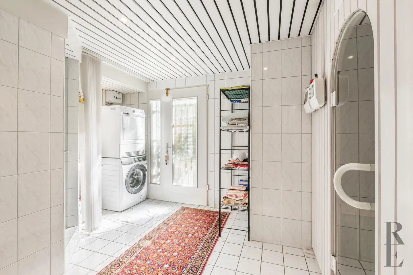 Spacious semi-detached house stylish living near Lucerne - Photo 11 of 11