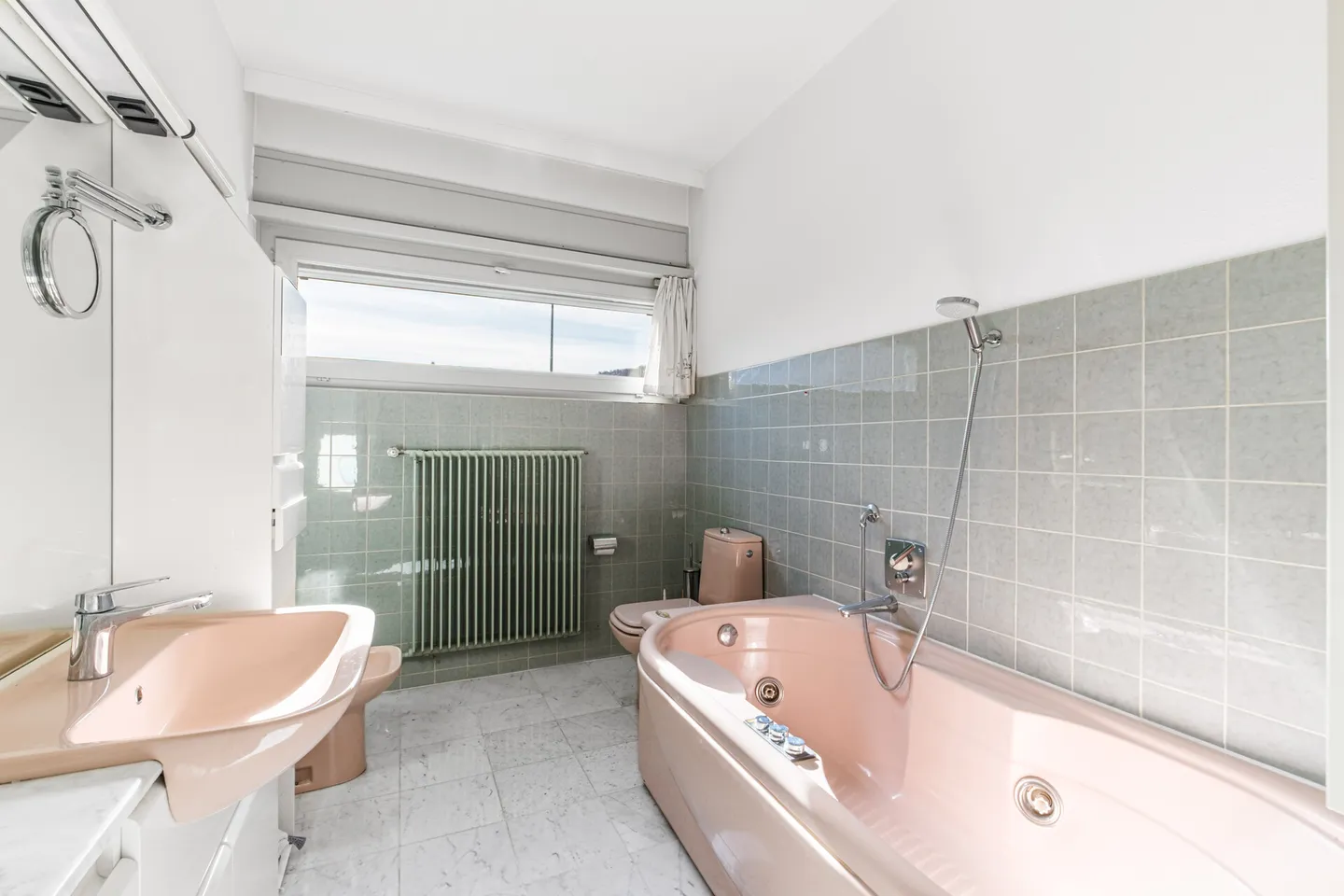 Propriété avec villa existante et réserve foncière (R2) - Photo 10 sur 13