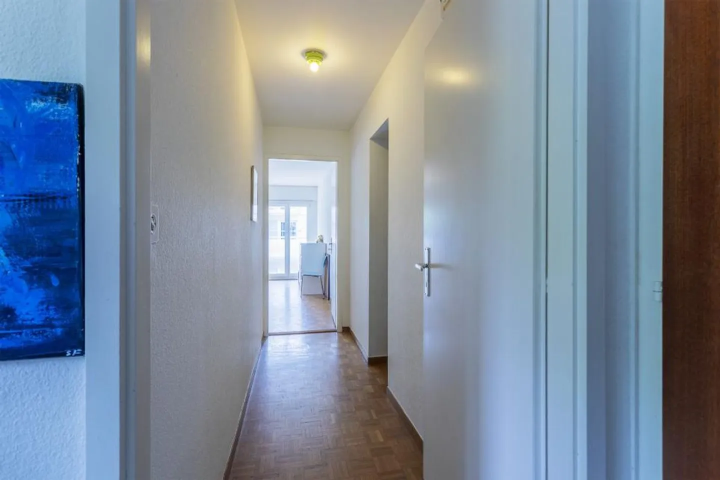 Appartement Charmant avec Vue sur le Lac - Photo 4 sur 5