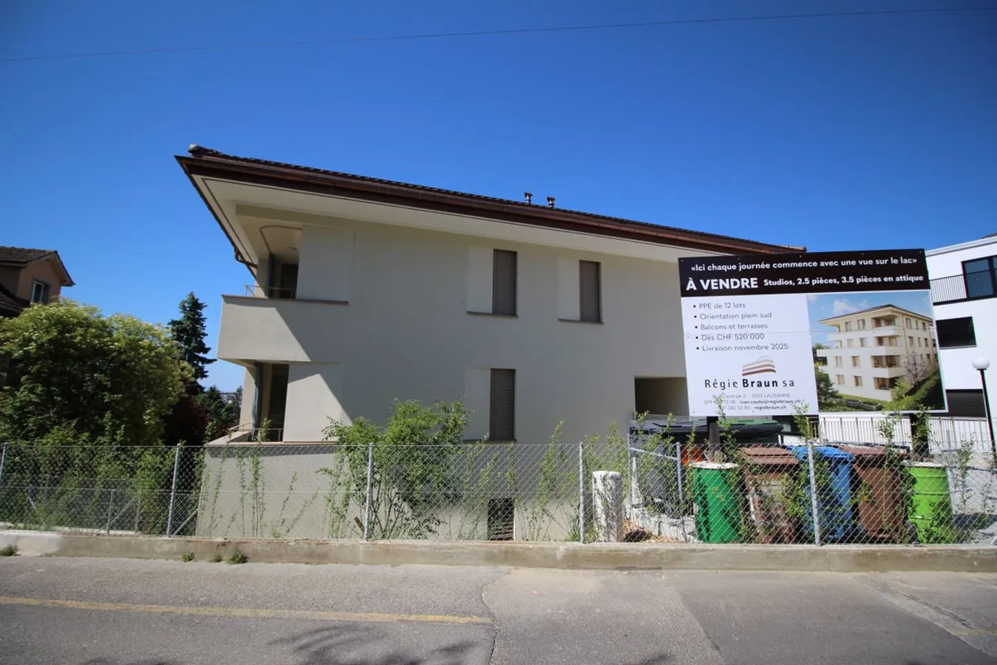 Studio moderne avec vue sur le lac - Photo 9 sur 12