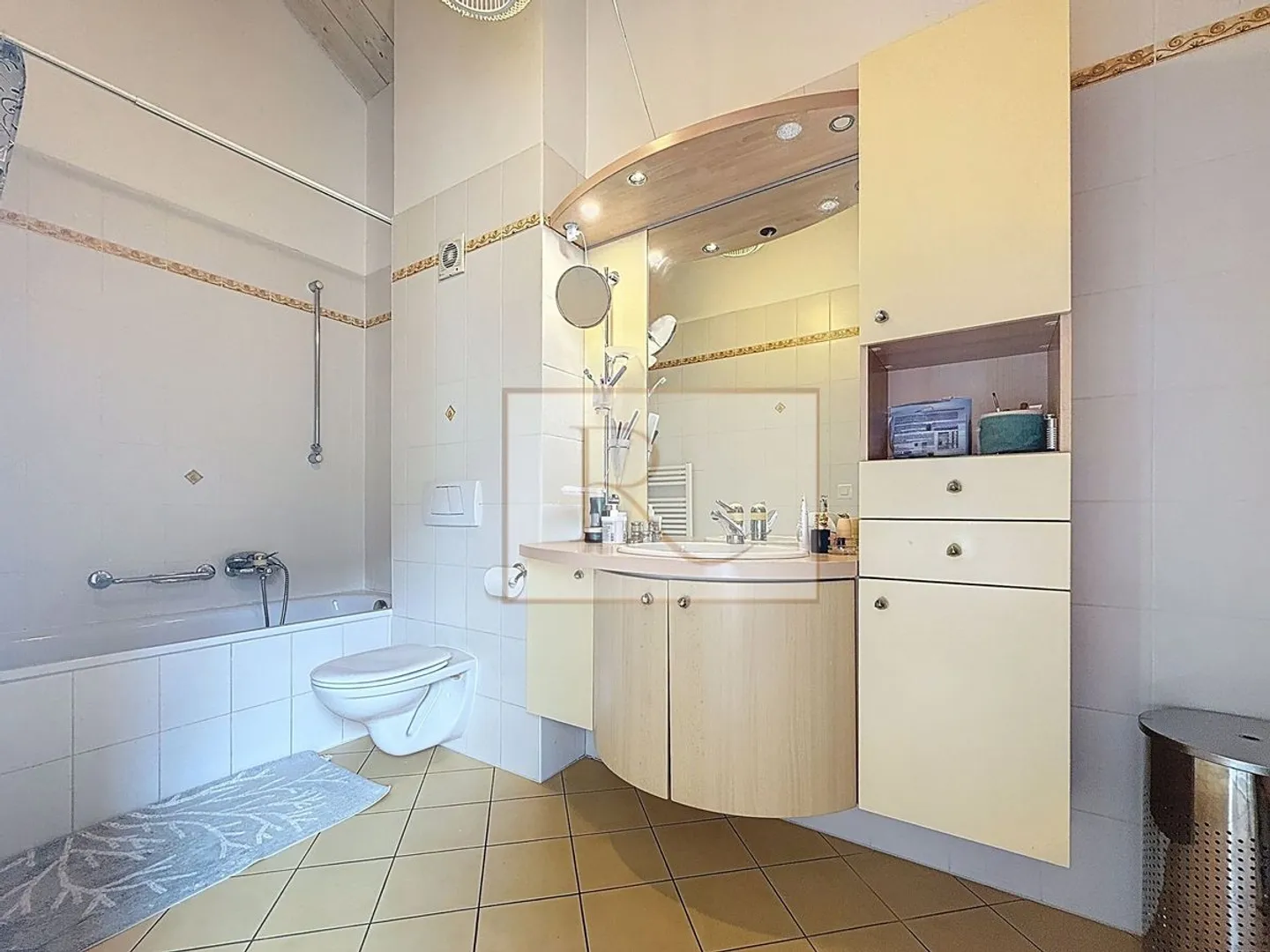 For Sale - Detached House in Veyrier - Photo 5 of 9