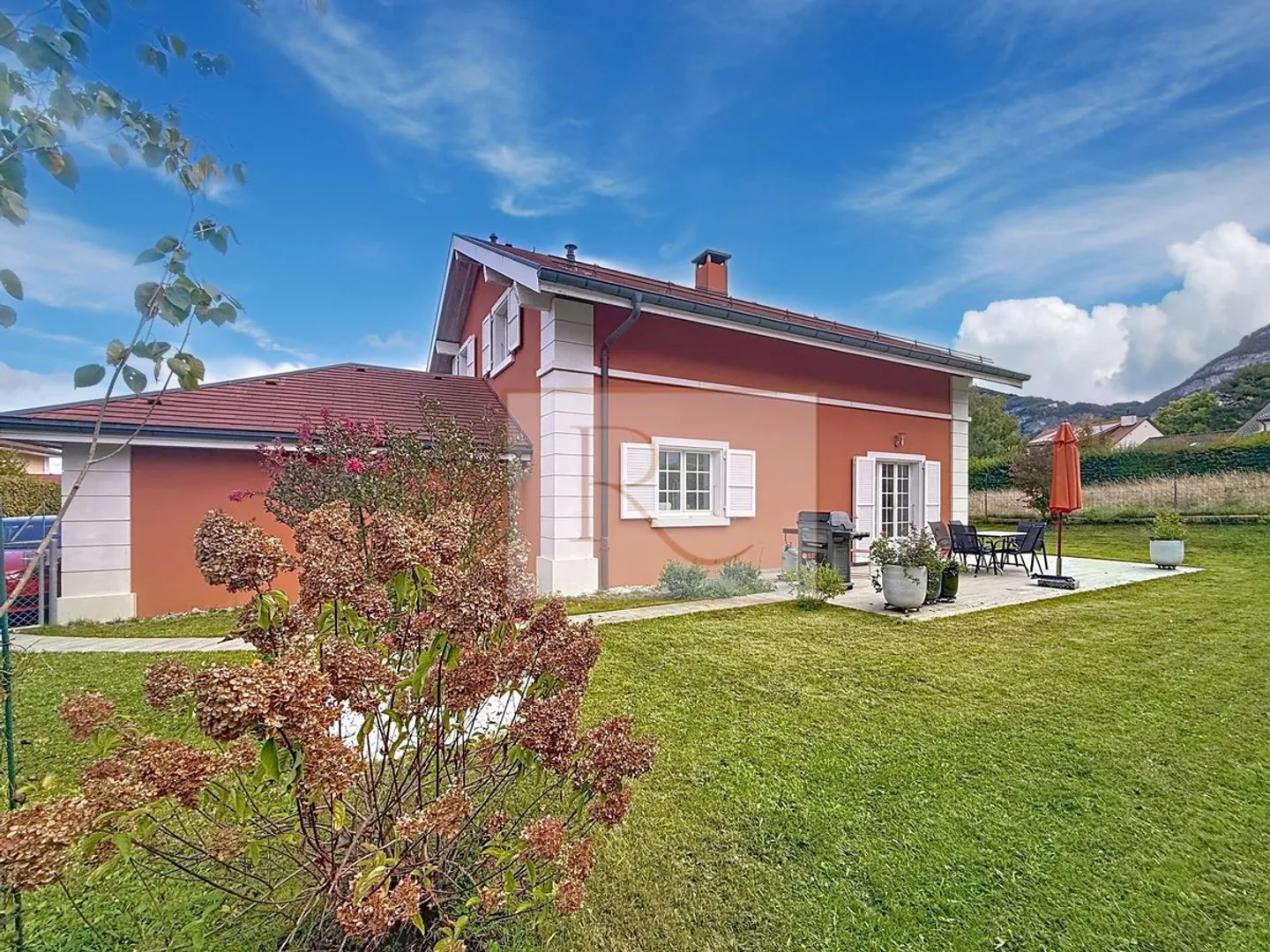 For Sale - Detached House in Veyrier - Photo 9 of 9