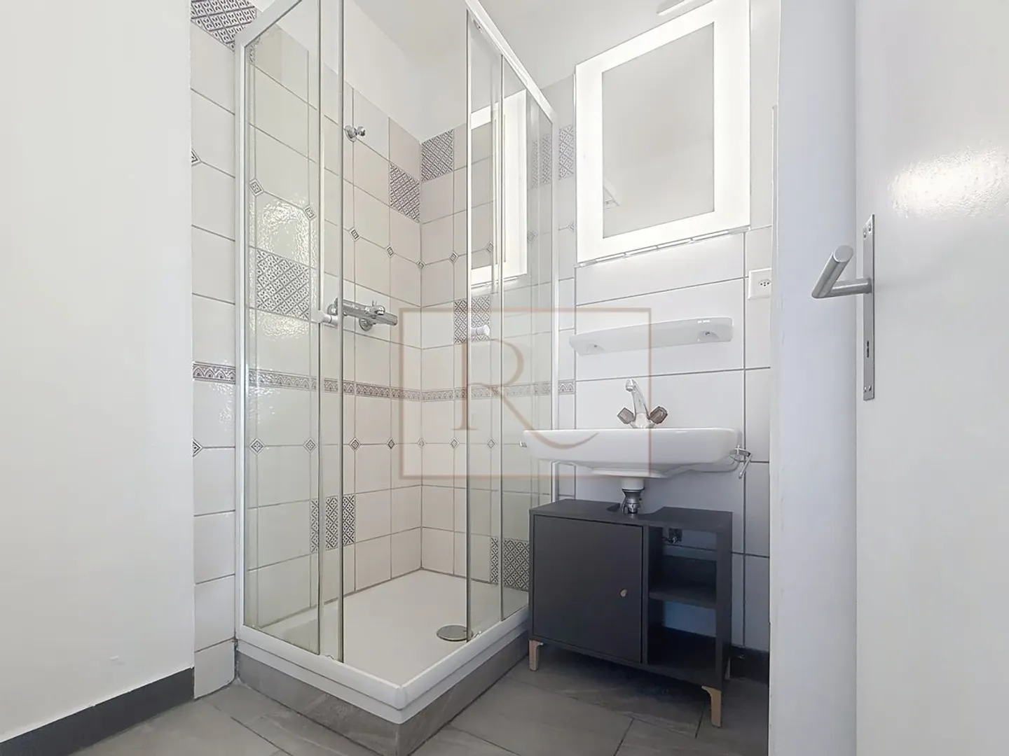 Bel Appartement de 3.5 pièces avec Vue Panoramique à Sierre - Photo 5 of 6