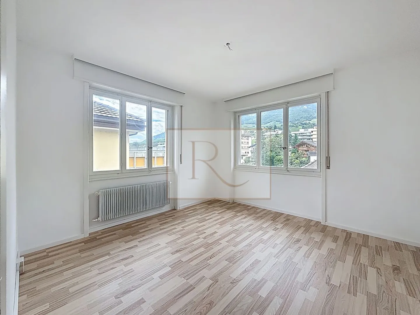 Bell'appartamento luminoso di 3,5 locali - 95m² - ristrutturato nel 2025 - Foto 7 di 10