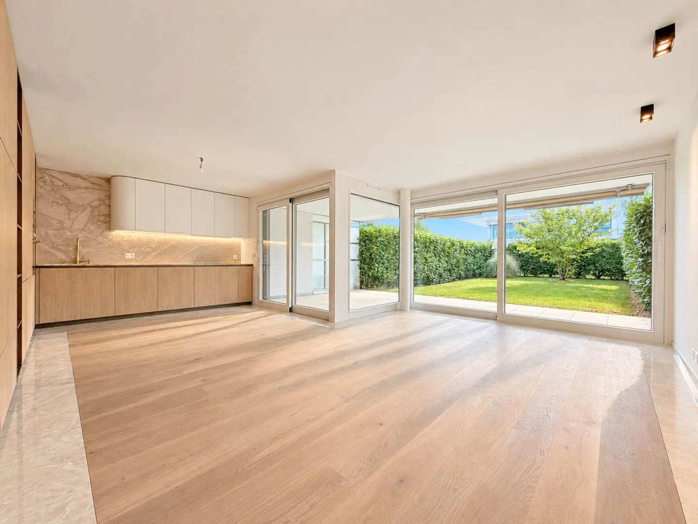 Appartement Élégant en Rez-de-Jardin - Photo 1 sur 13