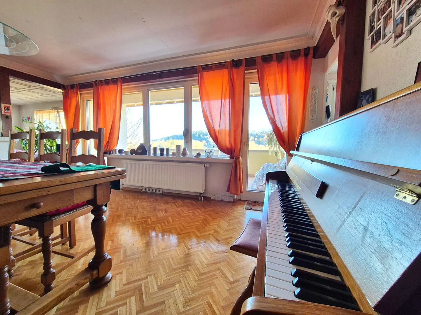 IDEALE PER INDIPENDENTI in zona artigianale! Villa di 5,5 locali con laboratorio annesso di 350 m² - Foto 4 di 12