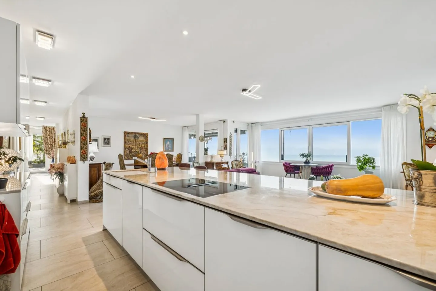 Appartement d'exception avec vue lac - Photo 7 sur 13