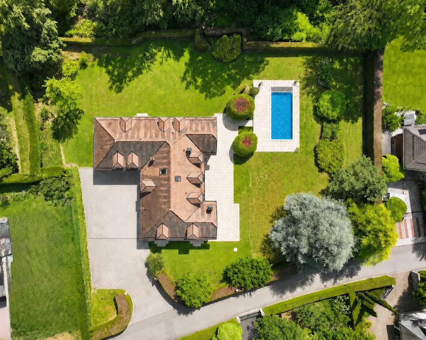 Magnifique propriété familiale avec piscine et vaste parcelle - Photo 1 sur 1