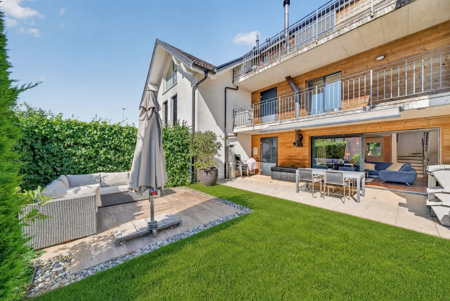Appartamento duplex con giardino e grande disponibile, a 15 minuti da Losanna - Foto 2 di 13
