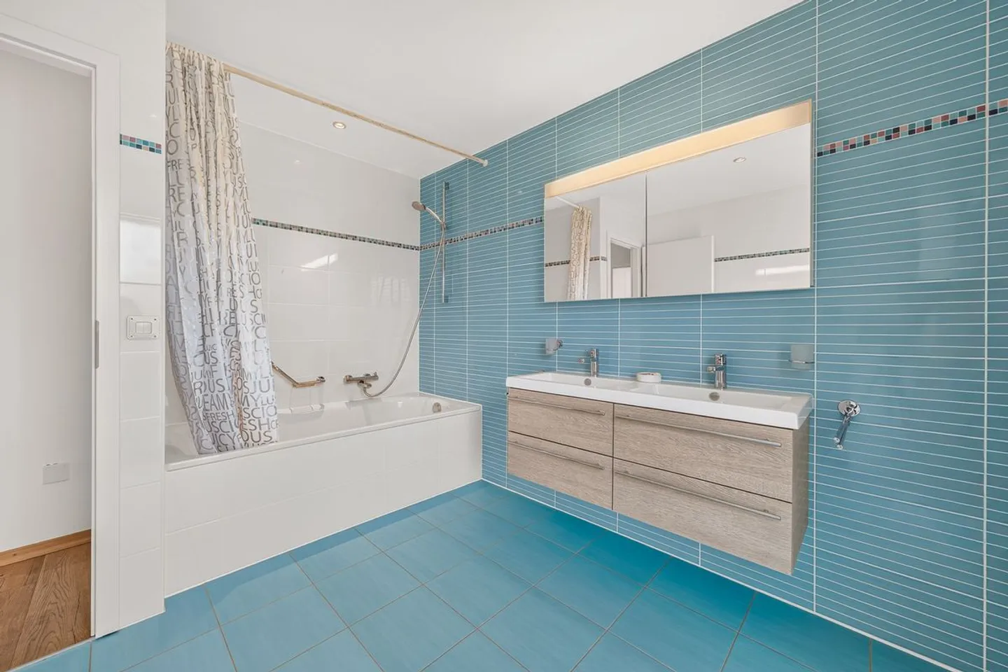 Appartamento duplex con giardino e grande disponibile, a 15 minuti da Losanna - Foto 12 di 13