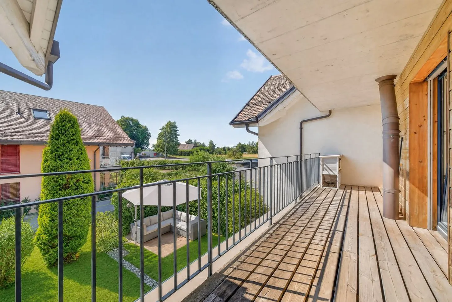 Appartamento duplex con giardino e grande disponibile, a 15 minuti da Losanna - Foto 9 di 13