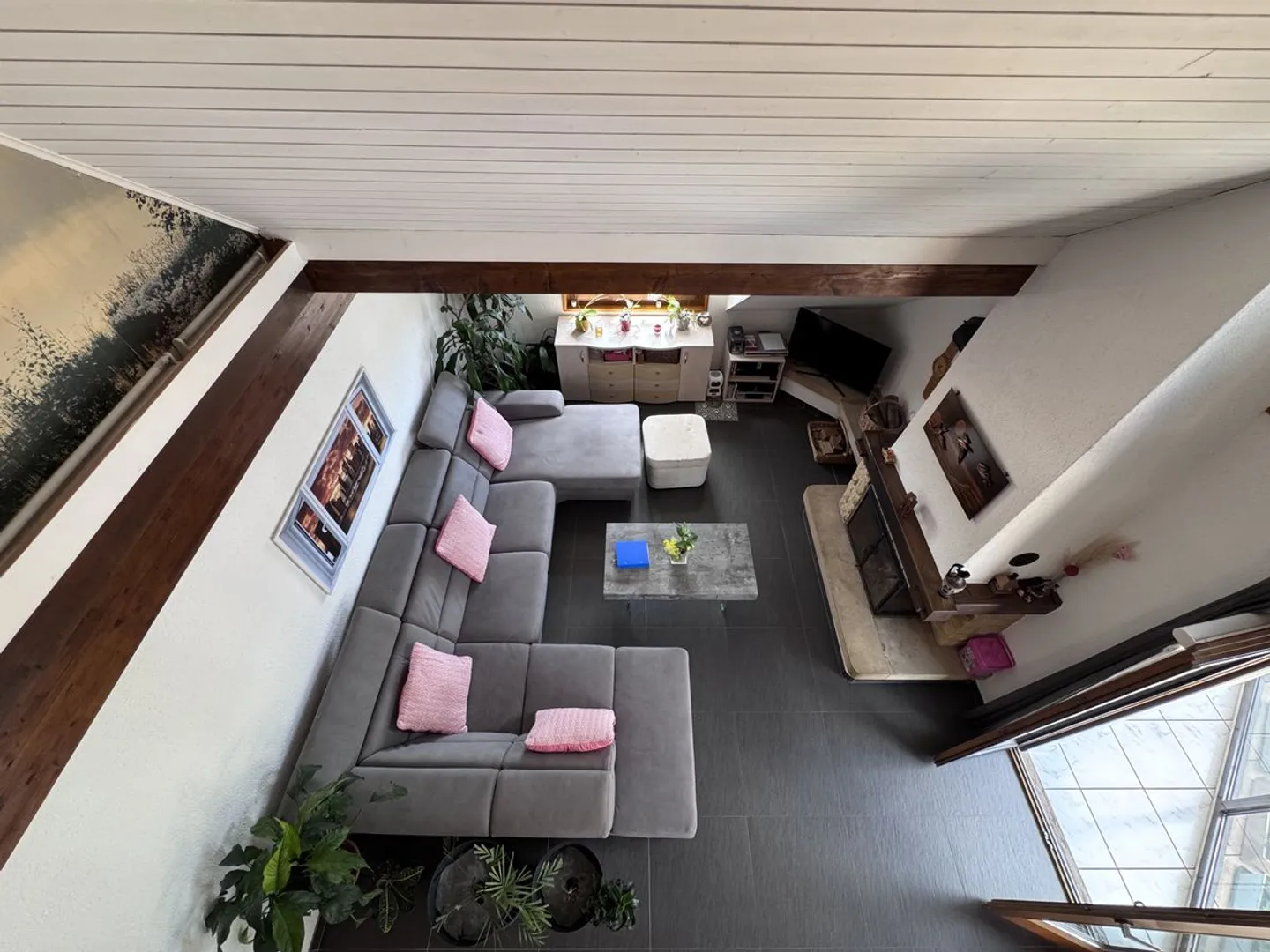 Yverdon - Duplex-Penthouse mit 5,5 Zimmern, großer Terrasse und Winterveranda - Foto 1 von 13