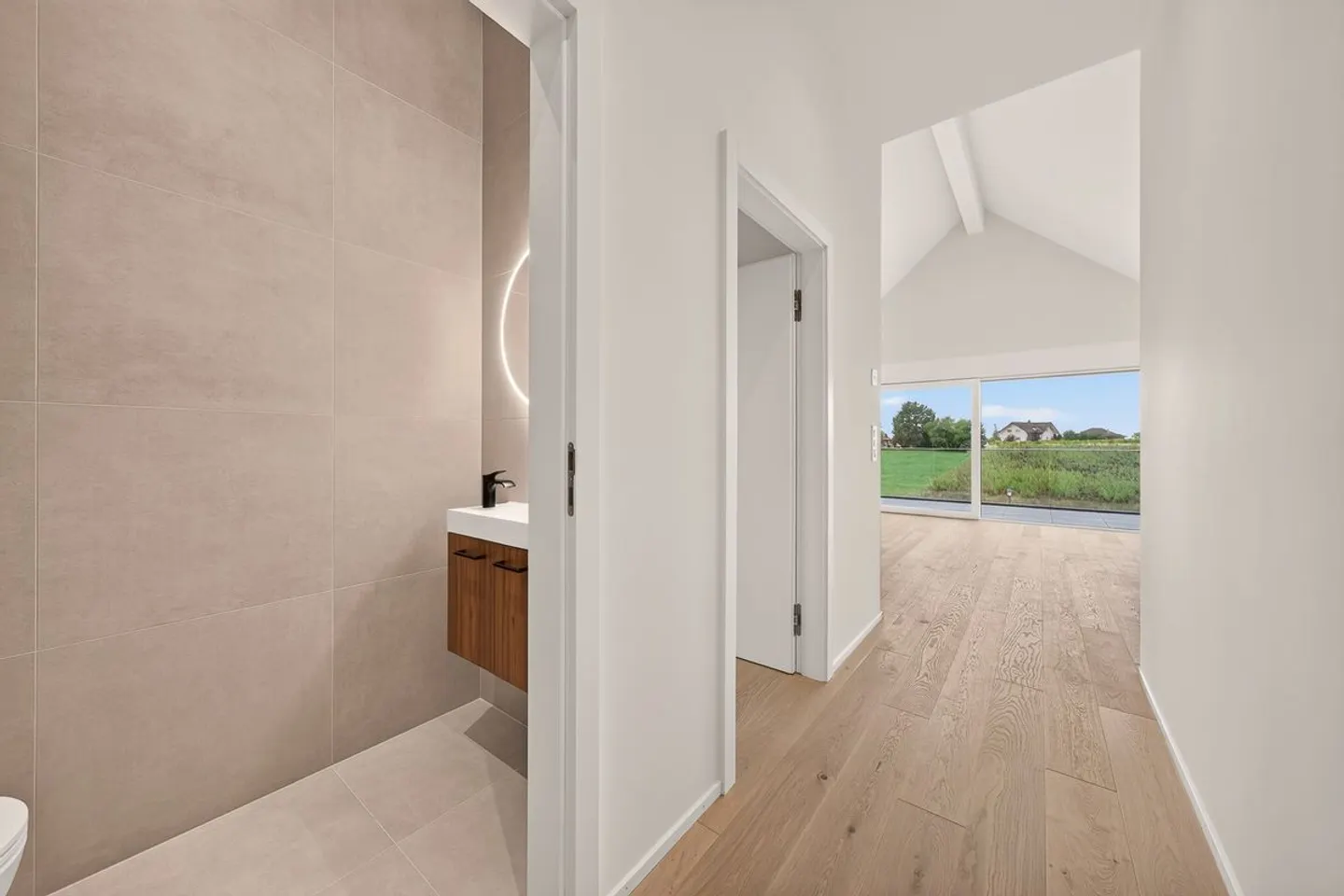 New, delivered, available: your penthouse in Saint-Prex is waiting for you - Photo 5 of 13