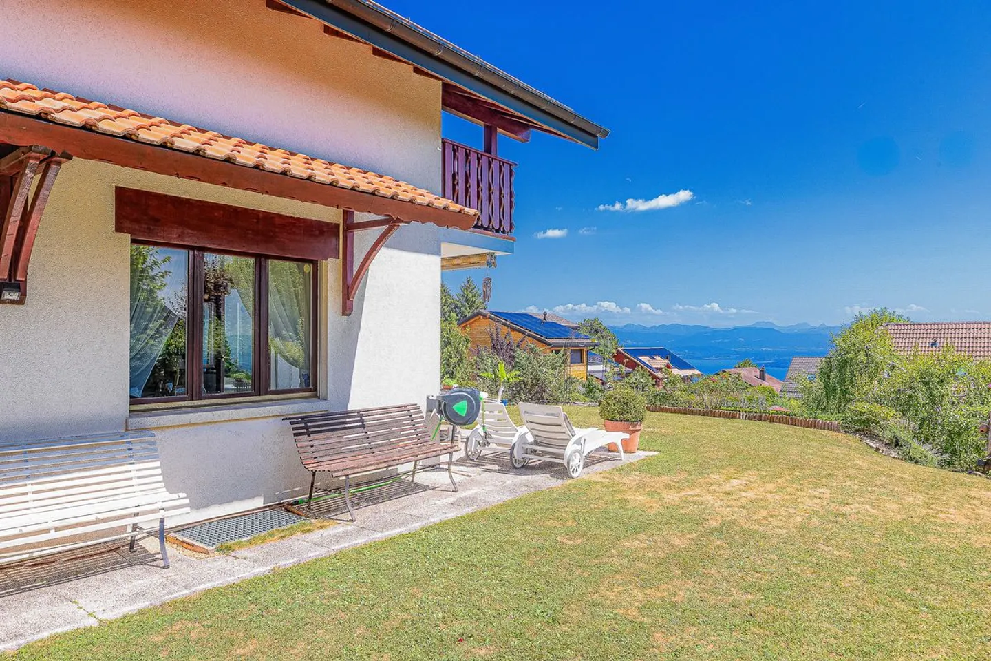 Jolie Maison à Arzier-Le Muids avec échappées sur le lac! - Photo 4 sur 13