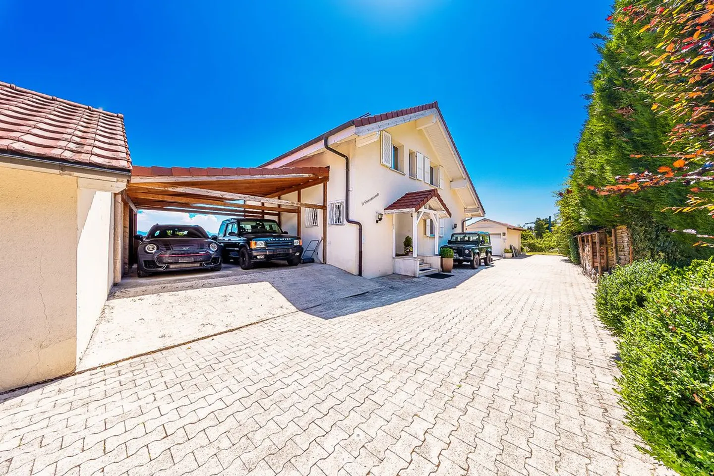 Charmantes Haus mit atemberaubendem Blick auf den See und den Mont Blanc! - Foto 1 von 13