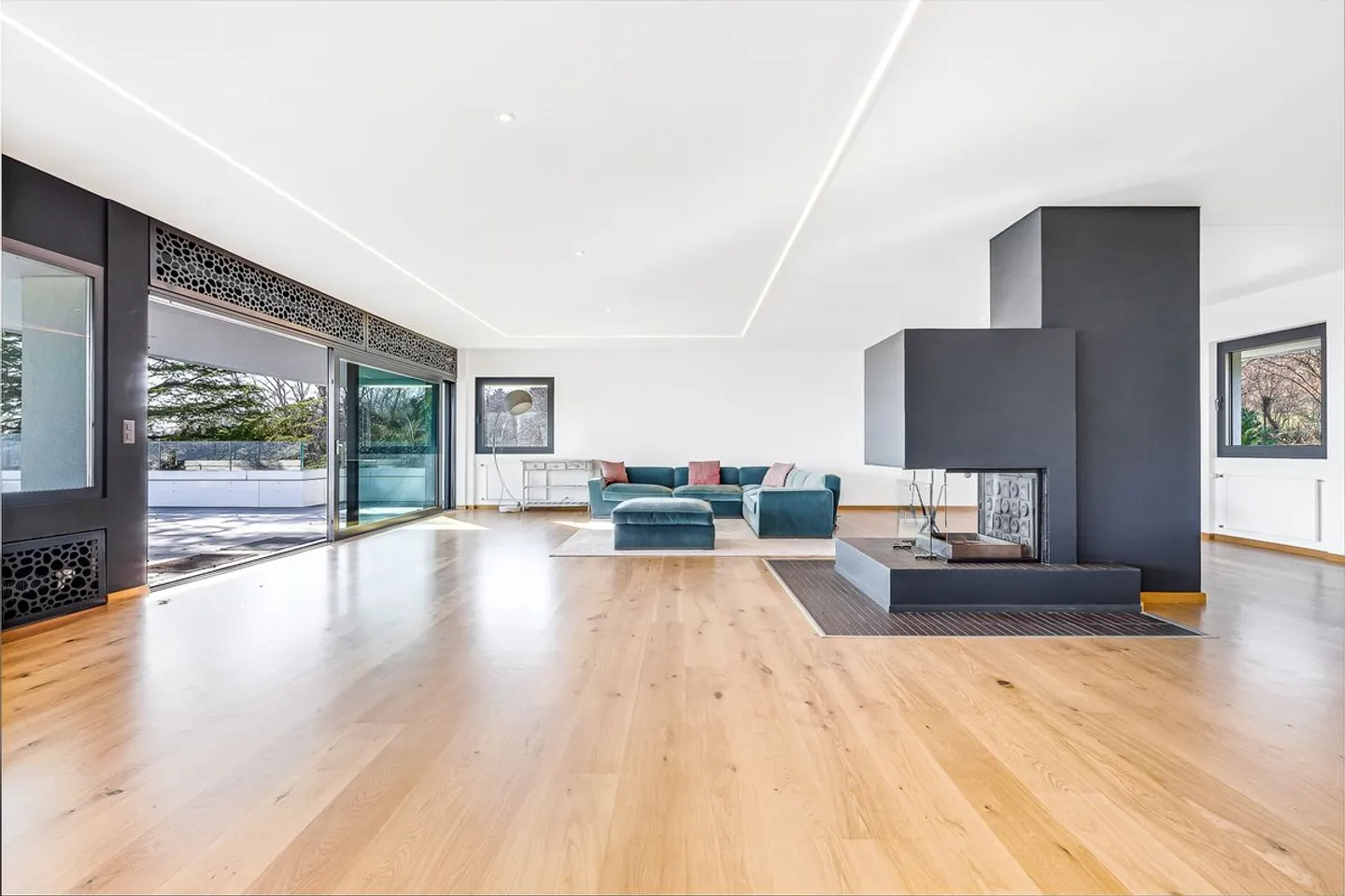 Villa de Prestige avec Vue sur le Lac - Photo 10 sur 13