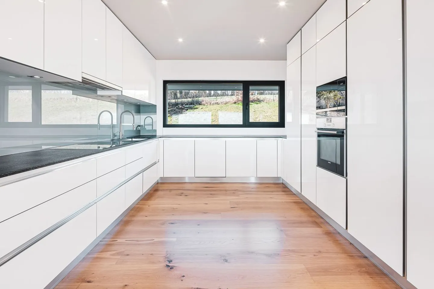 Villa de Prestige avec Vue sur le Lac - Photo 13 sur 13