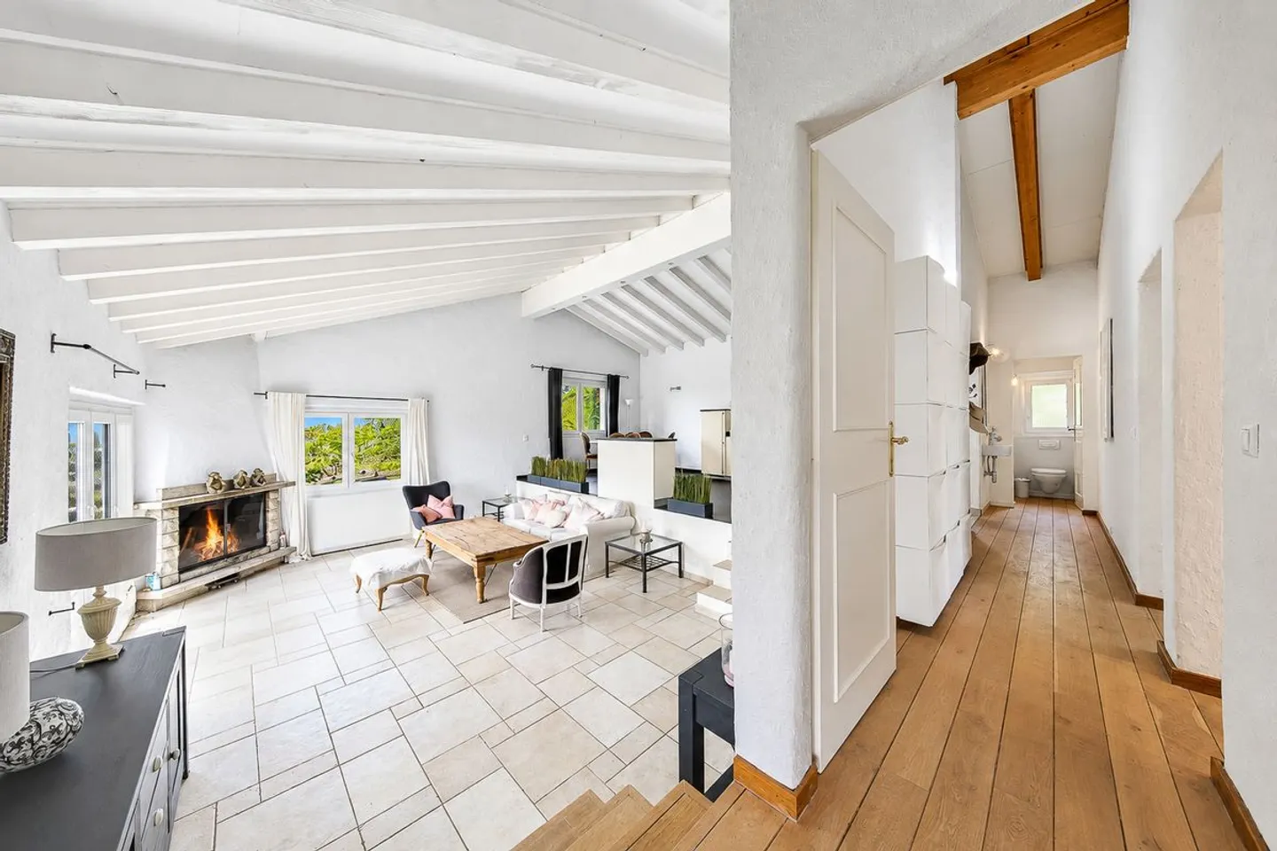 Superb Villa with Panoramic Views of Lake Geneva, the Alps and Mont Blanc - Photo 8 of 13
