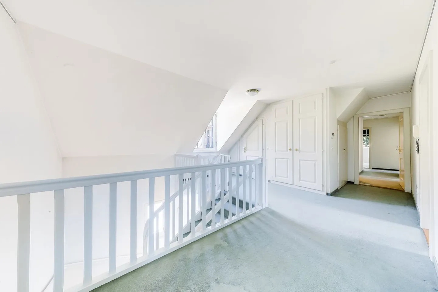 Villa familiale élégante avec piscine - Photo 12 sur 13