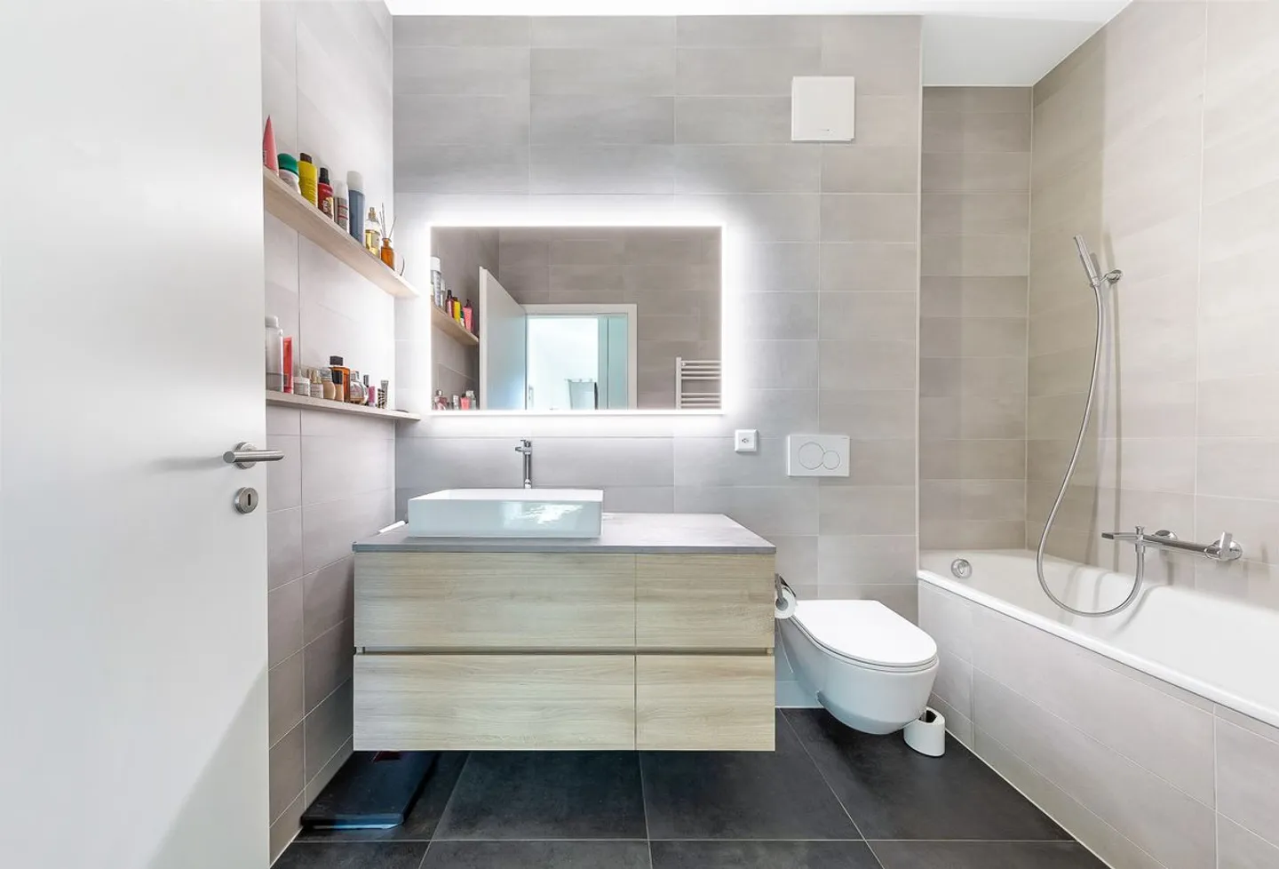 Eccezionale appartamento sulle alture di Montreux con vista panoramica sul lago - Foto 13 di 13