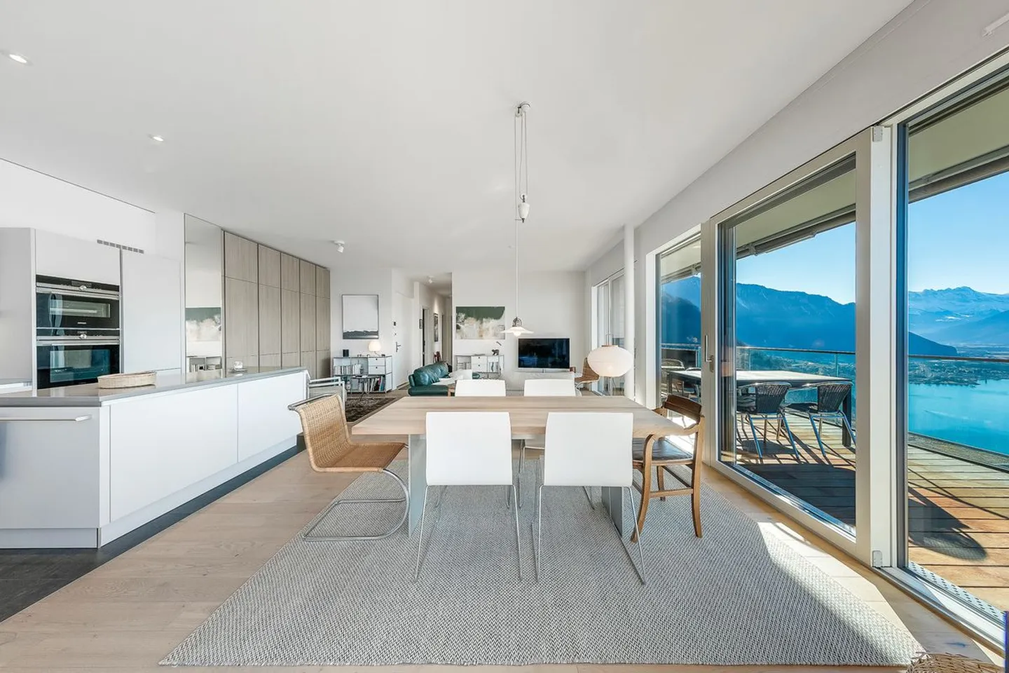 Eccezionale appartamento sulle alture di Montreux con vista panoramica sul lago - Foto 4 di 13