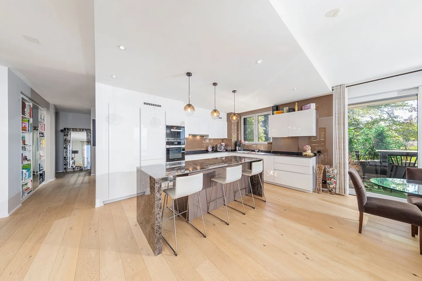 Magnifique appartement de standing dans un cadre idyllique  - Photo 4 of 13