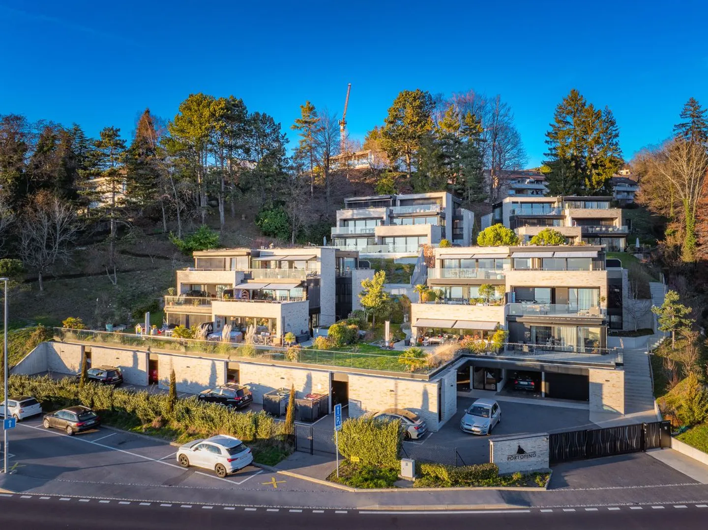 Appartement Élégant avec Vue sur le Lac - Photo 1 sur 11
